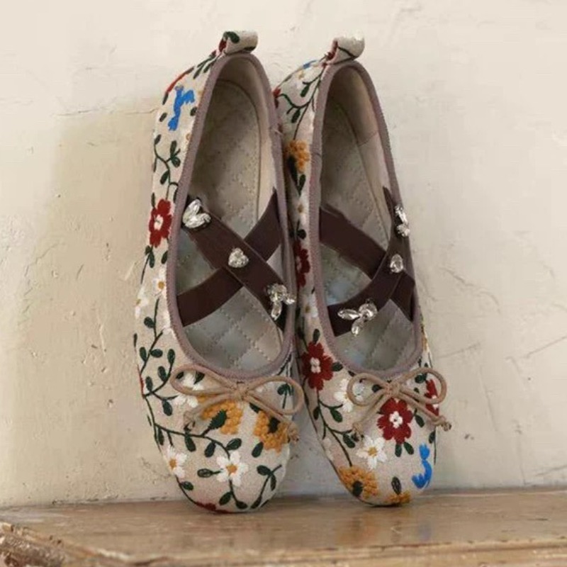 Embroidery Flower Ballet Flats - огляд і ціна Women'S Fashion Brand Shoes
