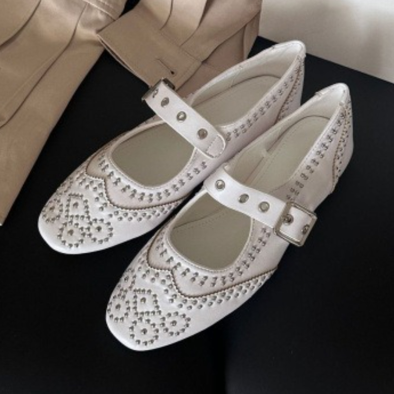Retro Rivet Buckle Design Flat - огляд і ціна Women'S Fashion Brand Shoes