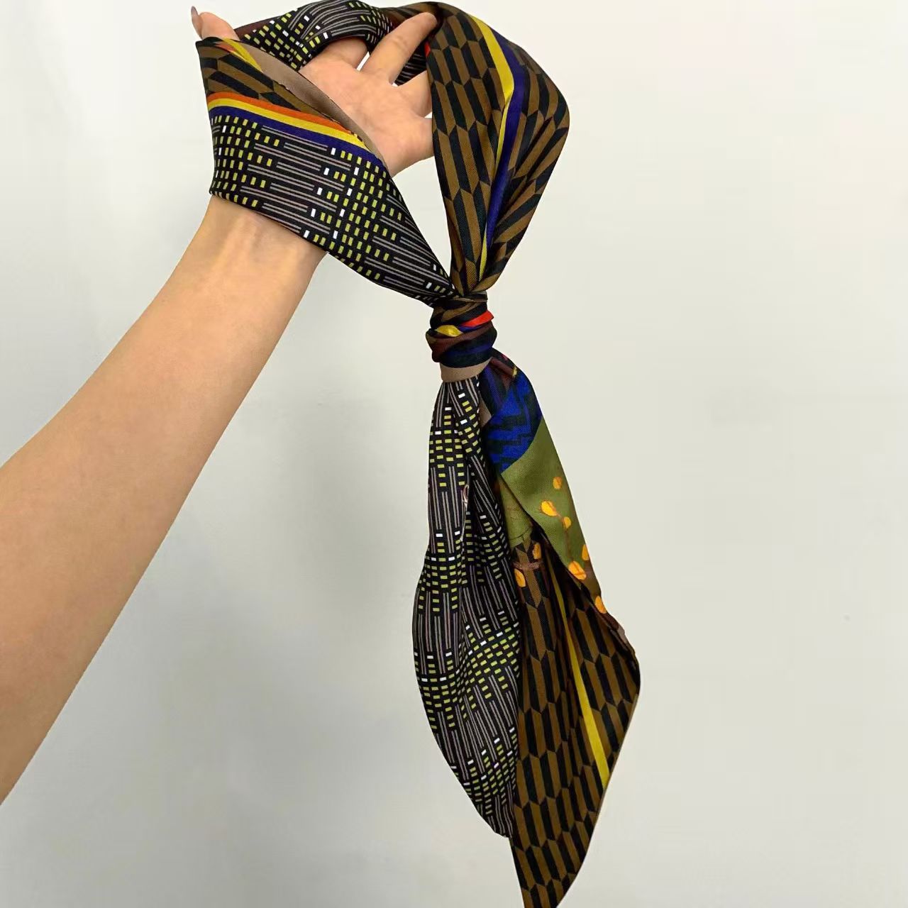 Luxury Print Long Hair Ribbon  - огляд і ціна Women Fashion Necktie